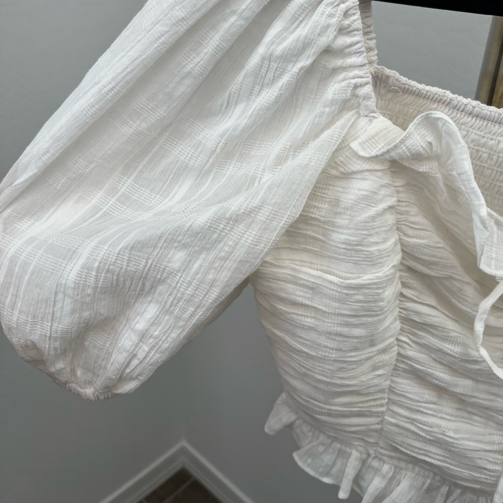 Lush White Puff Sleeve Crop Top - Picture 10 of 12